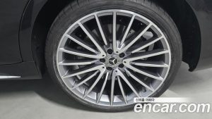 Mercedes-Benz S-Class S500L 4MATIC 2024 года из Южной Кореи