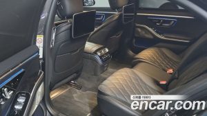 Mercedes-Benz S-Class S500L 4MATIC 2024 года из Южной Кореи