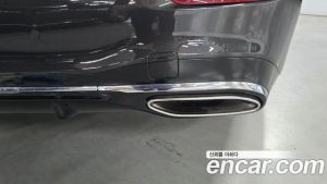 Mercedes-Benz S-Class S500L 4MATIC 2024 года из Южной Кореи