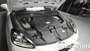 Porsche Cayenne 4.0 Turbo Coupe 2023 года из Южной Кореи