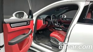 Porsche Cayenne 4.0 Turbo Coupe 2023 года из Южной Кореи
