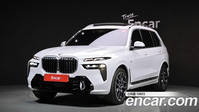 BMW X7 xDrive 40i M Sport 7-Seater 2024 года из Кореи