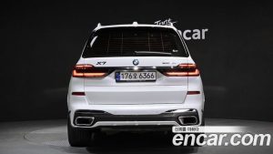 BMW X7 xDrive 40i M Sport 7-Seater 2024 года из Южной Кореи