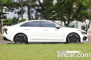 Kia K5 1.6 Turbo 2024 года из Южной Кореи