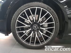 Mercedes-Benz S-Class S580L 4MATIC 2024 года из Южной Кореи