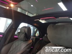 Mercedes-Benz S-Class S580L 4MATIC 2024 года из Южной Кореи