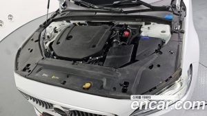 Volvo S90 B6 AWD Ultra Bright 2025 года из Южной Кореи