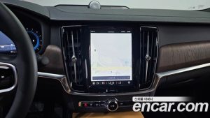 Volvo S90 B6 AWD Ultra Bright 2025 года из Южной Кореи