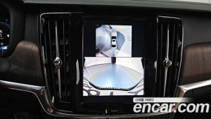 Volvo S90 B6 AWD Ultra Bright 2025 года из Южной Кореи