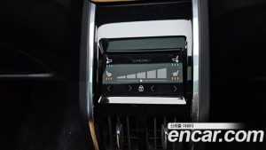 Volvo S90 B6 AWD Ultra Bright 2025 года из Южной Кореи
