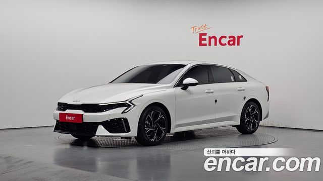 Kia K5 1.6 Turbo 2025 года из Кореи