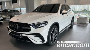 Mercedes-Benz GLC-Class GLC300 4MATIC AMG Line 2024 года из Южной Кореи