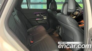 Mercedes-Benz GLC-Class GLC300 4MATIC AMG Line 2024 года из Южной Кореи