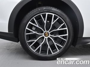 Porsche Taycan Turbo CROSS TURISMO 2024 года из Южной Кореи
