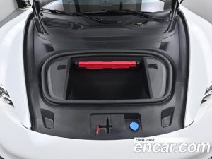 Porsche Taycan Turbo CROSS TURISMO 2024 года из Южной Кореи