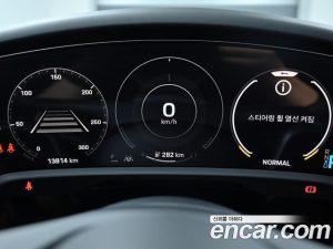 Porsche Taycan Turbo CROSS TURISMO 2024 года из Южной Кореи