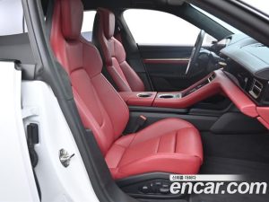 Porsche Taycan Turbo CROSS TURISMO 2024 года из Южной Кореи