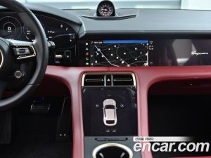 Porsche Taycan Turbo CROSS TURISMO 2024 года из Южной Кореи