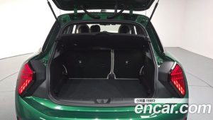 Mini Cooper Favoured 2025 года из Южной Кореи