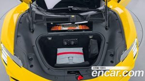 Ferrari SF90 4.0 2023 года из Южной Кореи