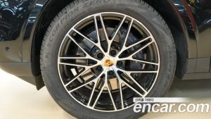 Porsche Cayenne 3.0 Coupe 2024 года из Южной Кореи