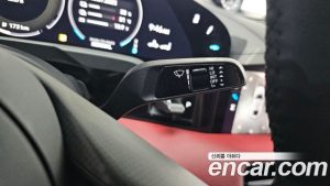 Porsche Taycan Turbo S 2025 года из Южной Кореи