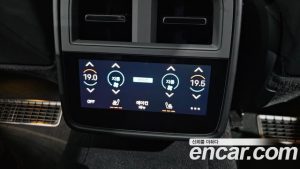 Porsche Taycan Turbo S 2025 года из Южной Кореи