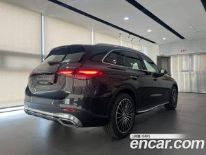 Mercedes-Benz GLC-Class GLC300 4MATIC Avantgarde 2025 года из Южной Кореи