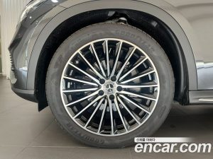 Mercedes-Benz GLC-Class GLC300 4MATIC Avantgarde 2025 года из Южной Кореи