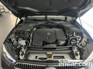 Mercedes-Benz GLC-Class GLC300 4MATIC Avantgarde 2025 года из Южной Кореи