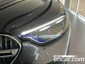 Mercedes-Benz GLC-Class GLC300 4MATIC Avantgarde 2025 года из Южной Кореи