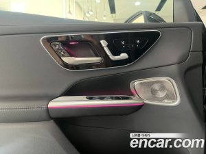 Mercedes-Benz GLC-Class GLC300 4MATIC Avantgarde 2025 года из Южной Кореи