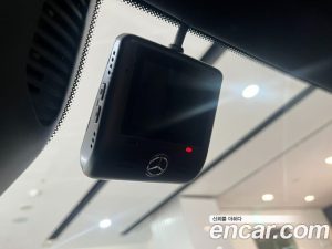 Mercedes-Benz GLC-Class GLC300 4MATIC Avantgarde 2025 года из Южной Кореи