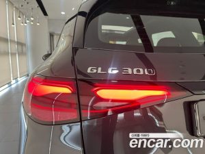 Mercedes-Benz GLC-Class GLC300 4MATIC Avantgarde 2025 года из Южной Кореи
