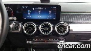 Mercedes-Benz GLB-Class GLB200 d 2024 года из Южной Кореи