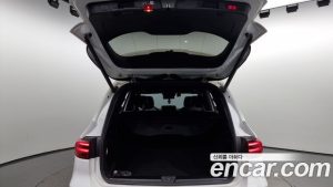 Mercedes-Benz GLB-Class GLB200 d 2024 года из Южной Кореи