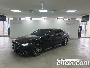 Mercedes-Benz S-Class S500L 4MATIC 2023 года из Южной Кореи
