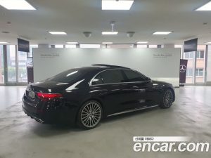 Mercedes-Benz S-Class S500L 4MATIC 2023 года из Южной Кореи