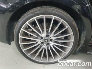 Mercedes-Benz S-Class S500L 4MATIC 2023 года из Южной Кореи