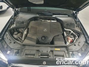 Mercedes-Benz S-Class S500L 4MATIC 2023 года из Южной Кореи