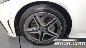 Mercedes-Benz CLS-Class CLS300d 4MATIC 2023 года из Южной Кореи