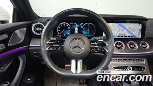 Mercedes-Benz CLS-Class CLS300d 4MATIC 2023 года из Южной Кореи