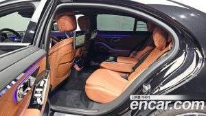 Mercedes-Benz S-Class S500L 4MATIC 2024 года из Южной Кореи