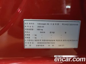 Volkswagen Golf 2.0 GTI 2023 года из Южной Кореи