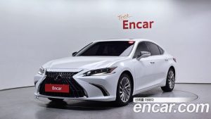 Lexus ES Executive 2025 года из Южной Кореи