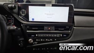 Lexus ES Executive 2025 года из Южной Кореи