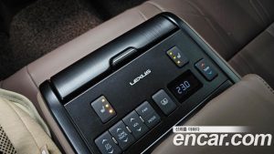 Lexus ES Executive 2025 года из Южной Кореи