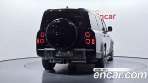 Land Rover Defender 130 D300 X- HSE 2024 года из Южной Кореи