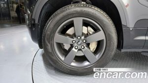 Land Rover Defender 130 D300 X- HSE 2024 года из Южной Кореи