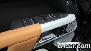 Land Rover Defender 130 D300 X- HSE 2024 года из Южной Кореи